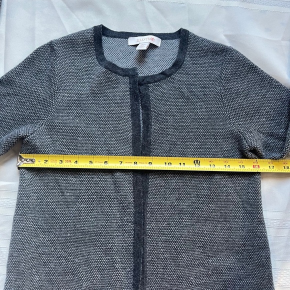 Ellen Tracy Gray Merino Wool Blend Knit Minimalist Luxury Cardigan Jacket - Picture 5 of 6